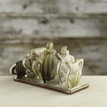 Michelle Lowe tea set toast rack 2 jug view